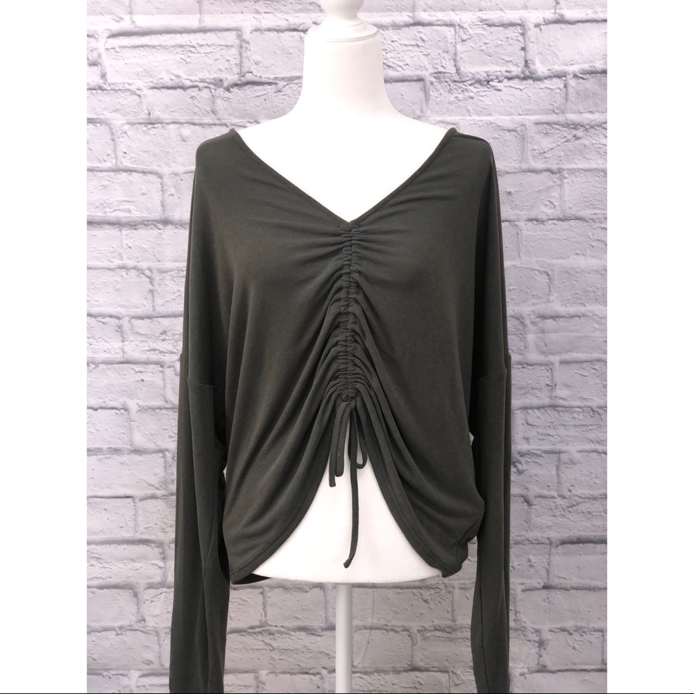 *NWT* Olive Green scrunch shirt